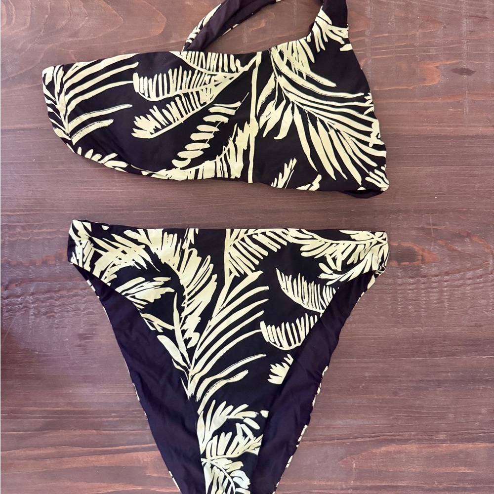 Black and Cream Leaf Print Bikini Set